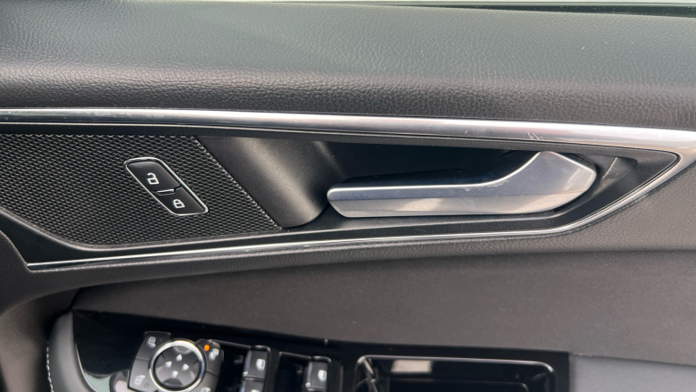 Ford Galaxy 2.5 FHEV 190 Titanium 5dr CVT Hybrid Estate